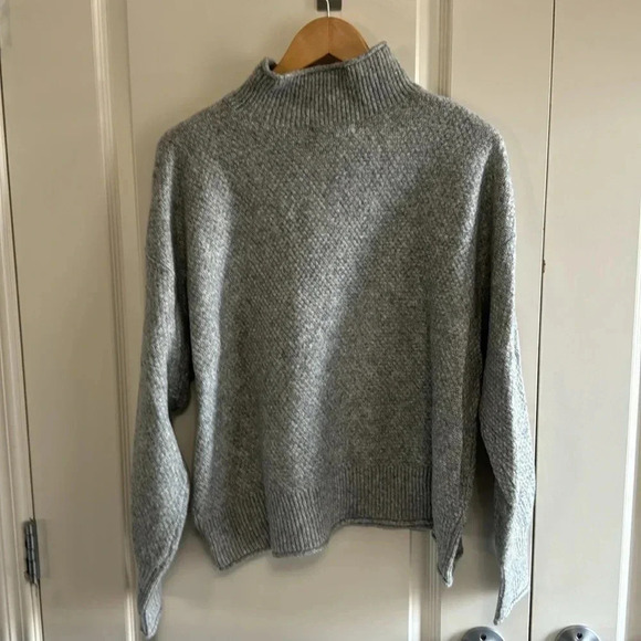 Rachel Zoe mock neck sweater - Picture 2 of 6